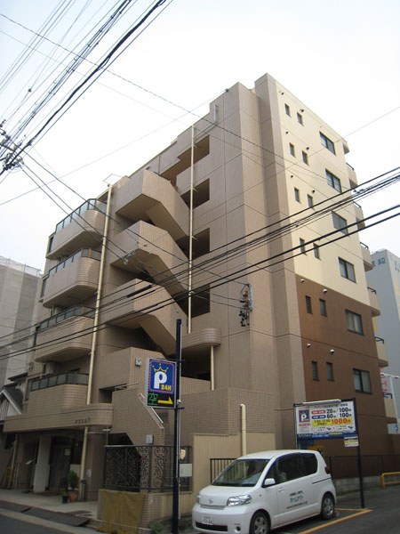 ナビオ池下