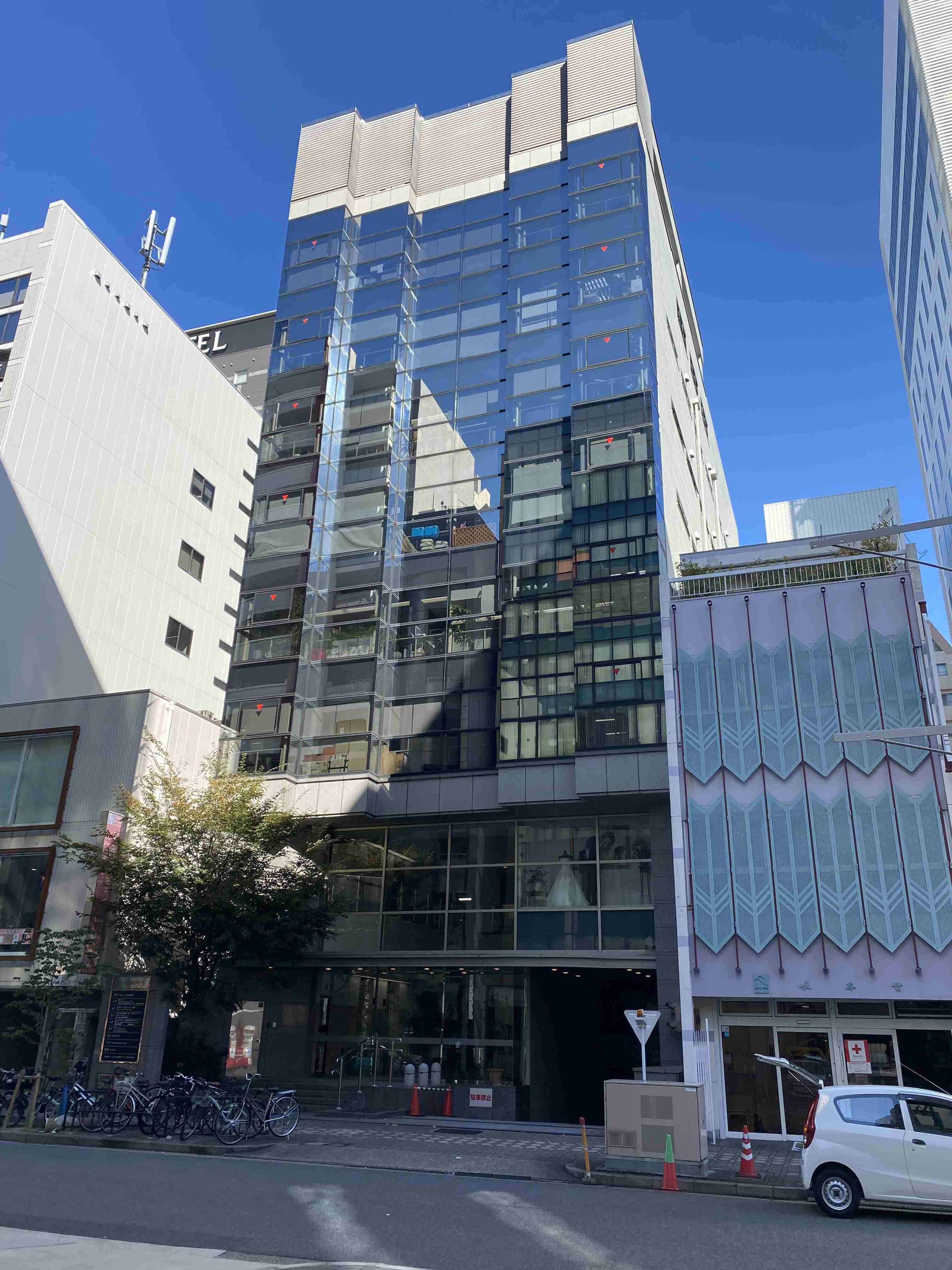 フェイマス丸の内