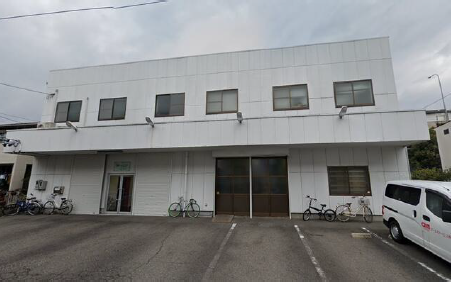 ⻄区⼋筋町貸倉庫